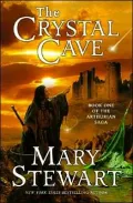 Crystal Cave (Arthurian Saga Series #1)