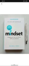 Book cover of Mindset: The New Psychology of Success