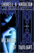 A Caress of Twilight (Meredith Gentry Series #2)